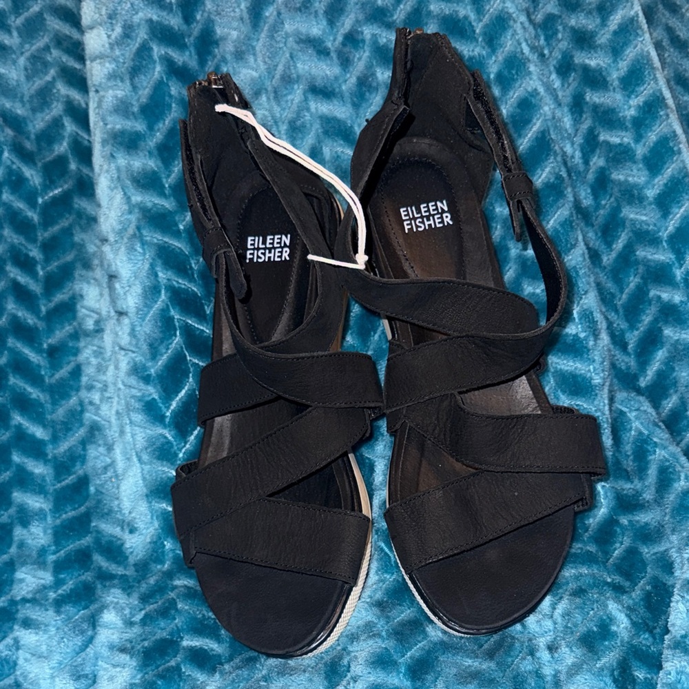 Eileen Fisher Black Strappy Sport Sneaker Sandals - 7